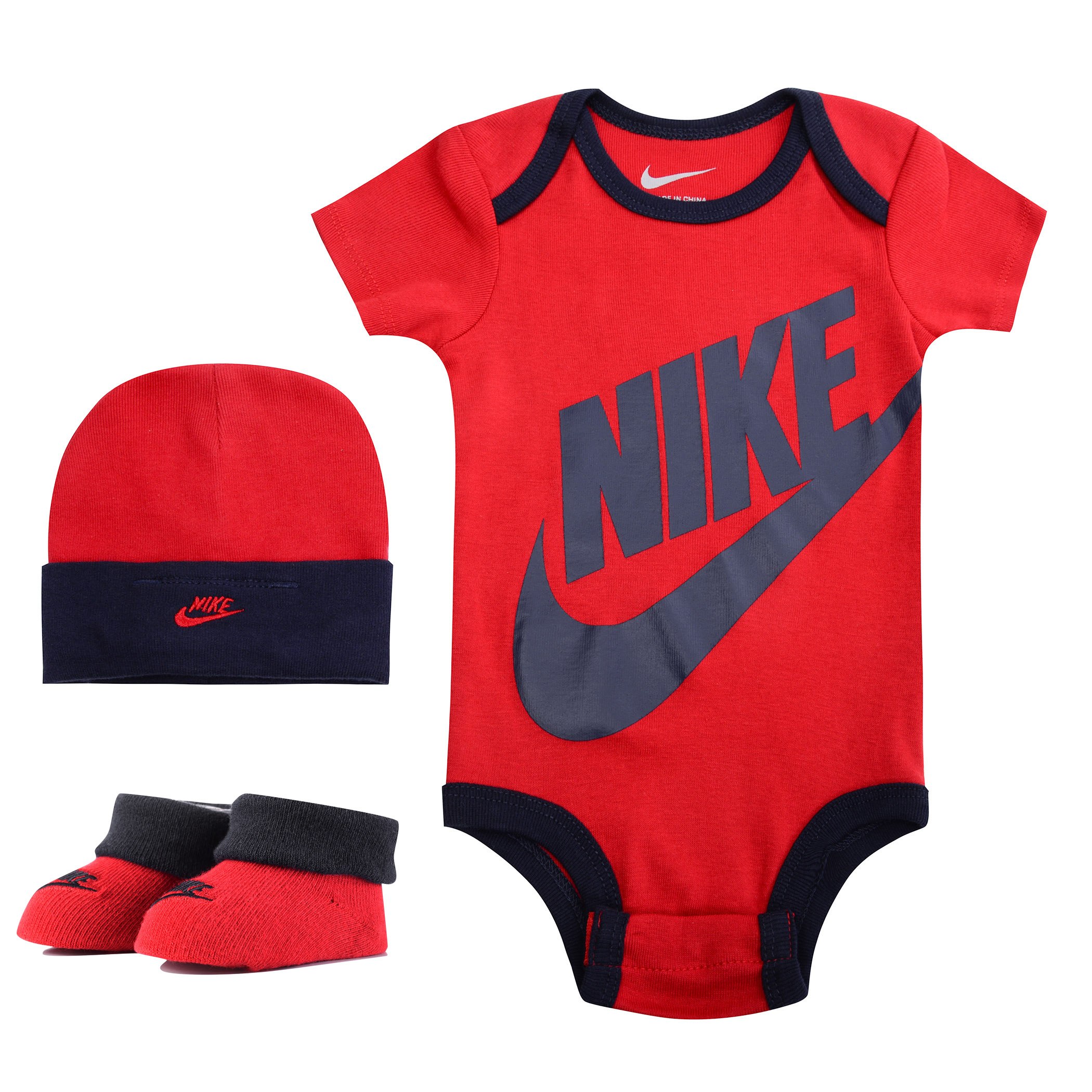Найк для мальчика купить. Спортивные вещи для детей. Одежда для новорожденных найк. Одежда Nike для малышей. Комплект для младенцев Nike.