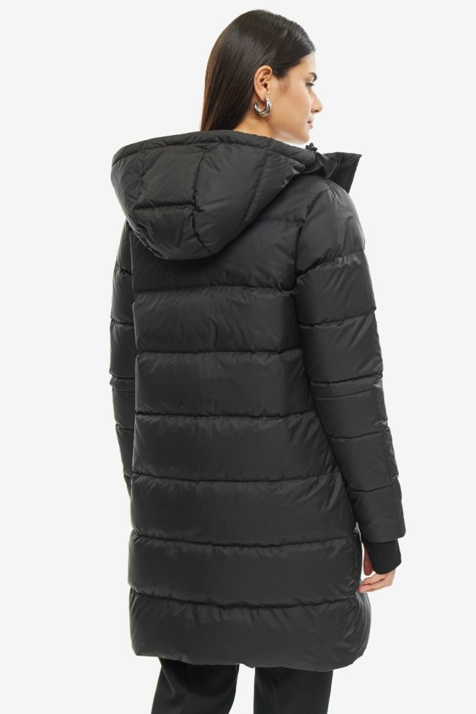 Пуховик женский Lacoste bf204242st черный 40 fr