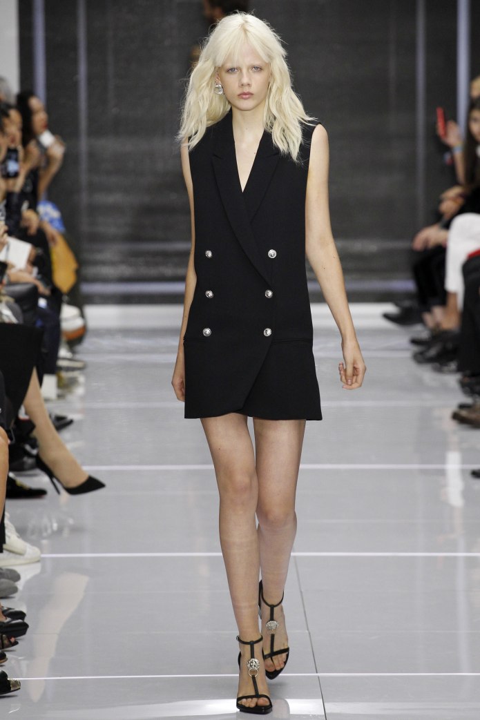 Versace 2021 коллекция Весна лето