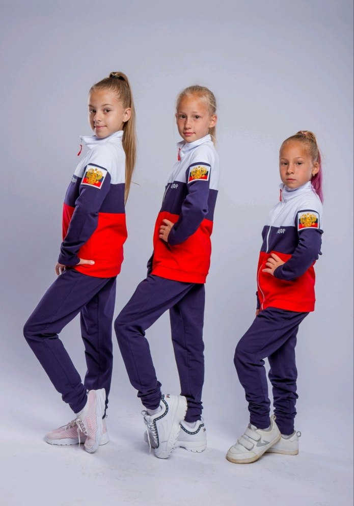 Костюм спорт