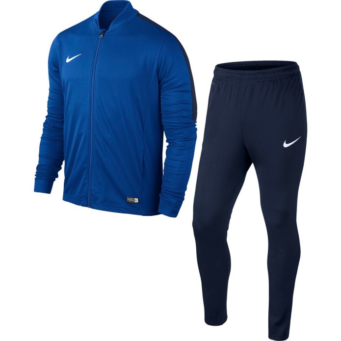 Классический костюм Nike