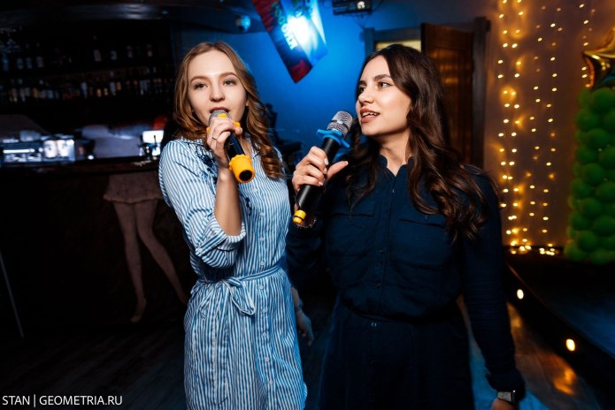 Одежда для караоке