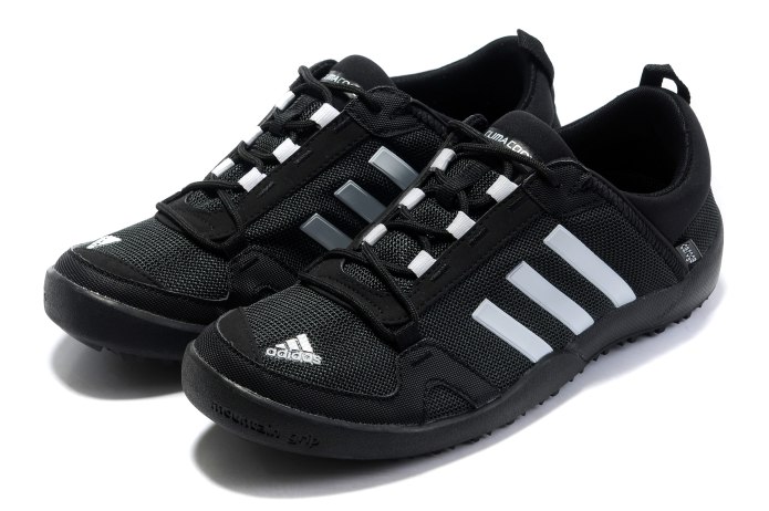 Летние кроссовки adidas Daroga