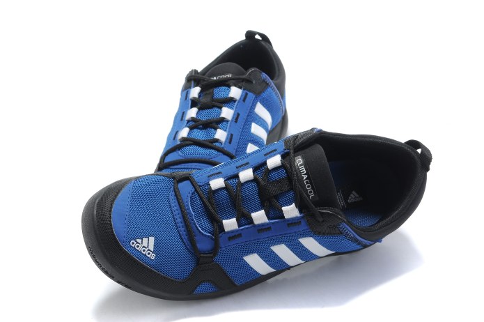 Кроссовки adidas a00272