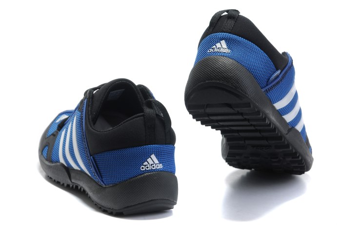 Q21031 adidas