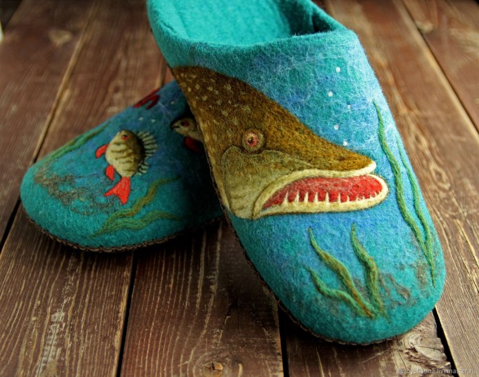 Crocs Crocband platform