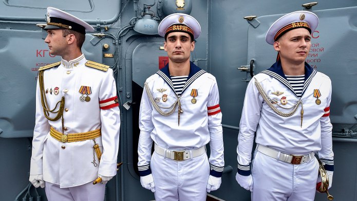 Летняя форма офицера ВМФ России