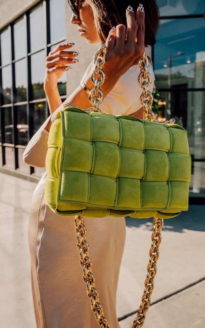 Burberry подиум 2021