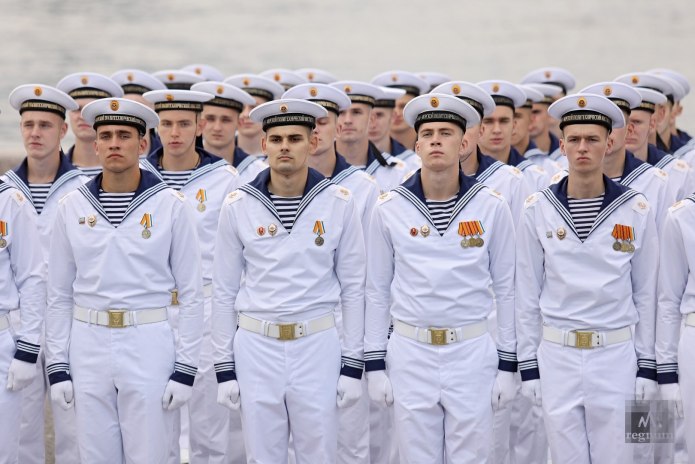 Корабль Адмирал Устинов