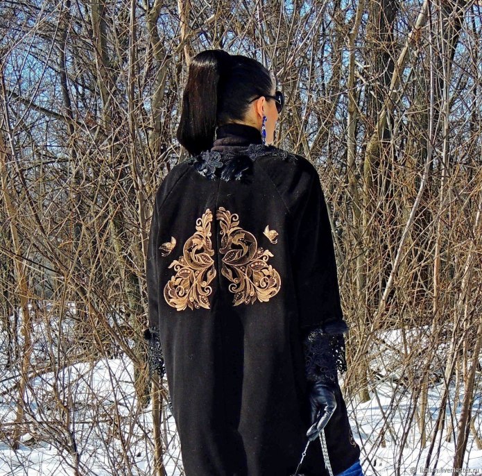 Плащ синий классический