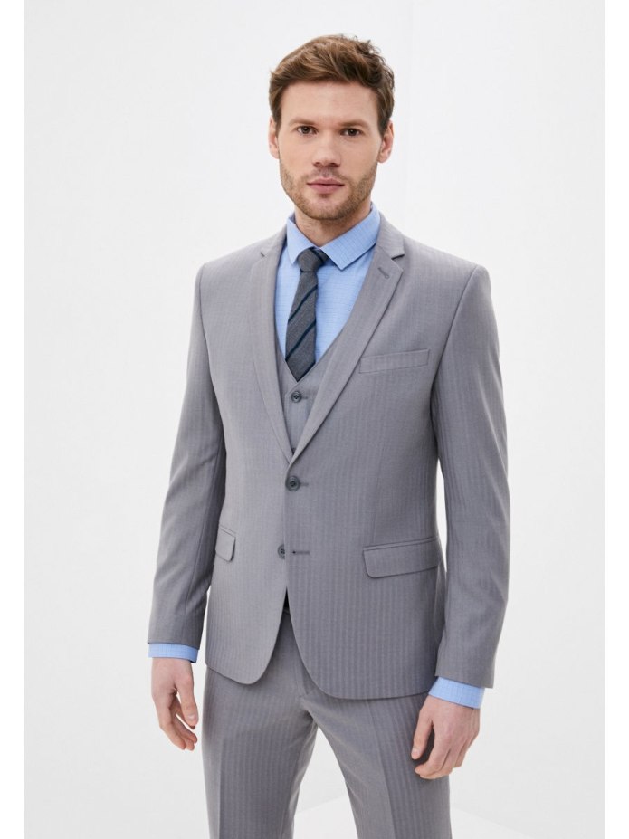 Suits Marcus