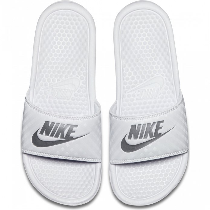 Сланцы Nike Solarsoft