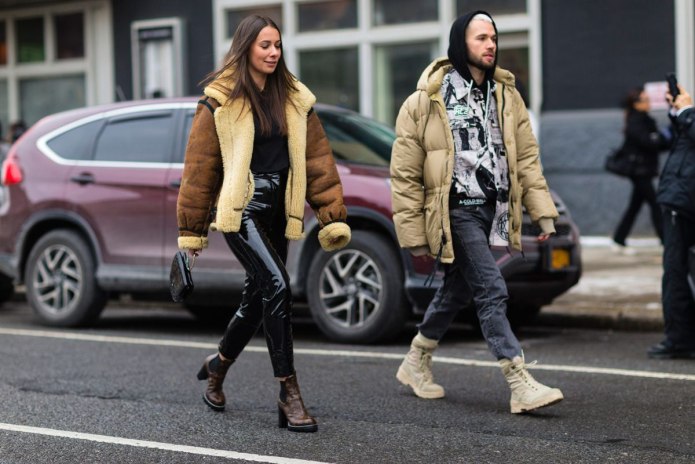 Милан Fashion Street Style книга журнал сумка цветы