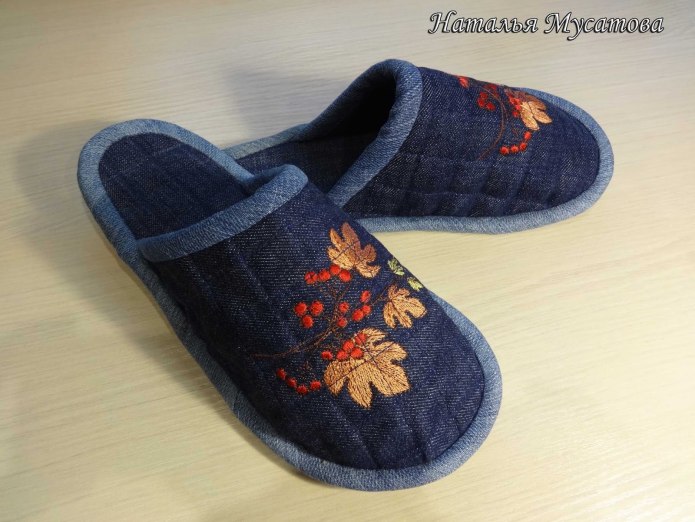 Тапочки из джинса