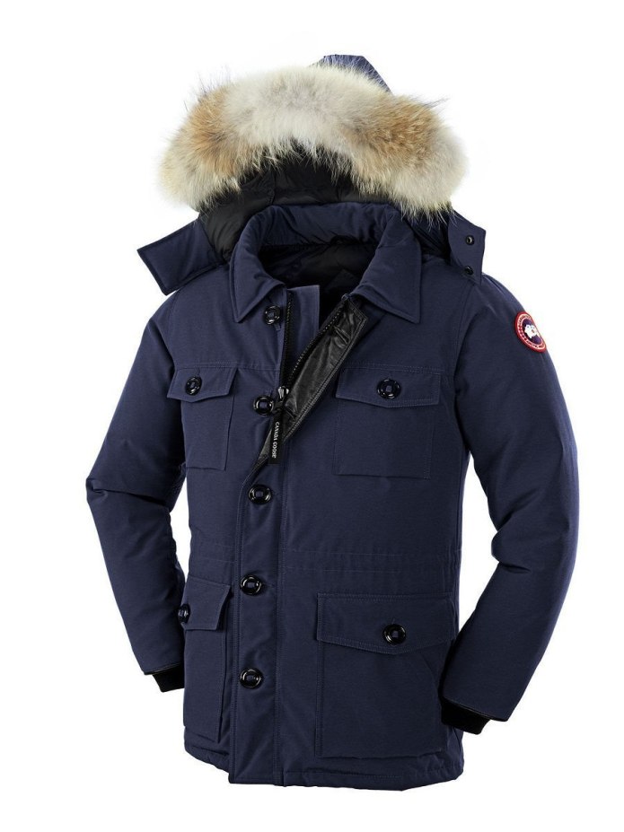 Капюшон Canada Goose из чего