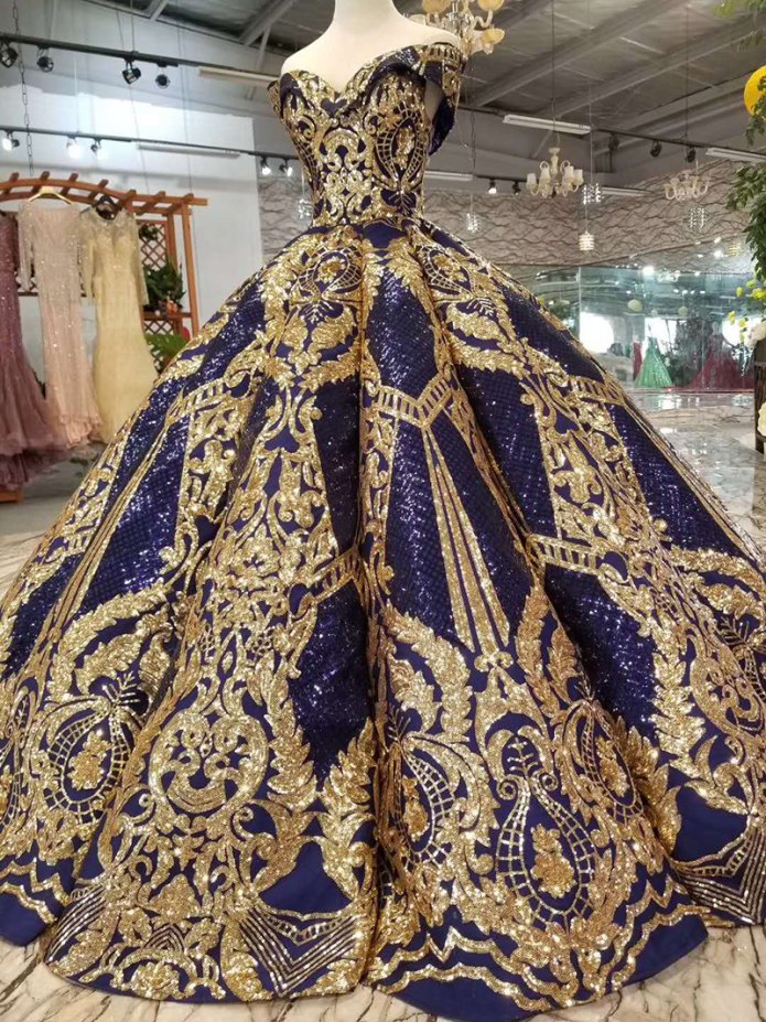 Шикарные бальные платья
