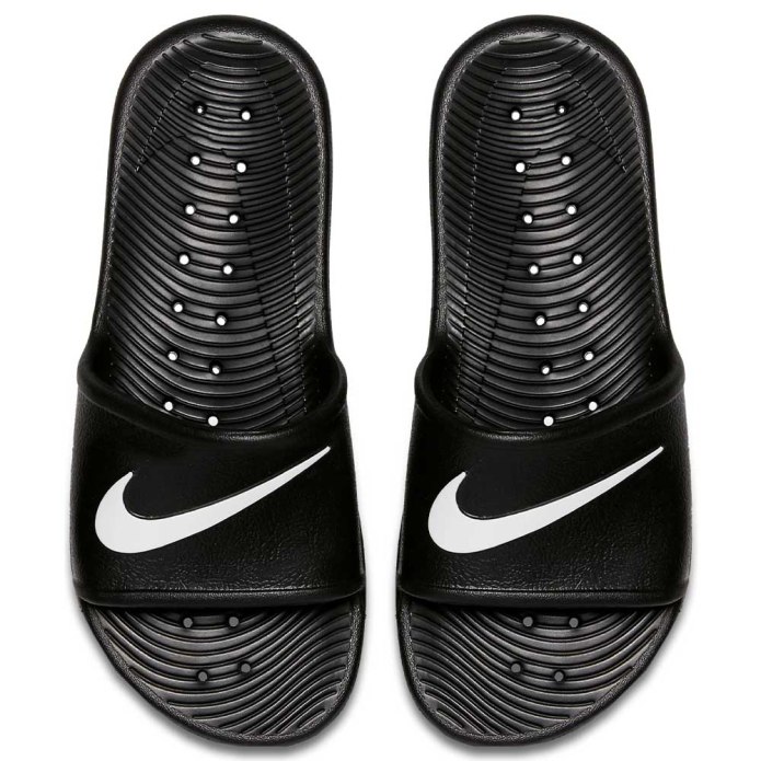 Сланцы Nike Solarsoft