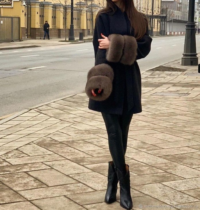 Пальто Шанель черное