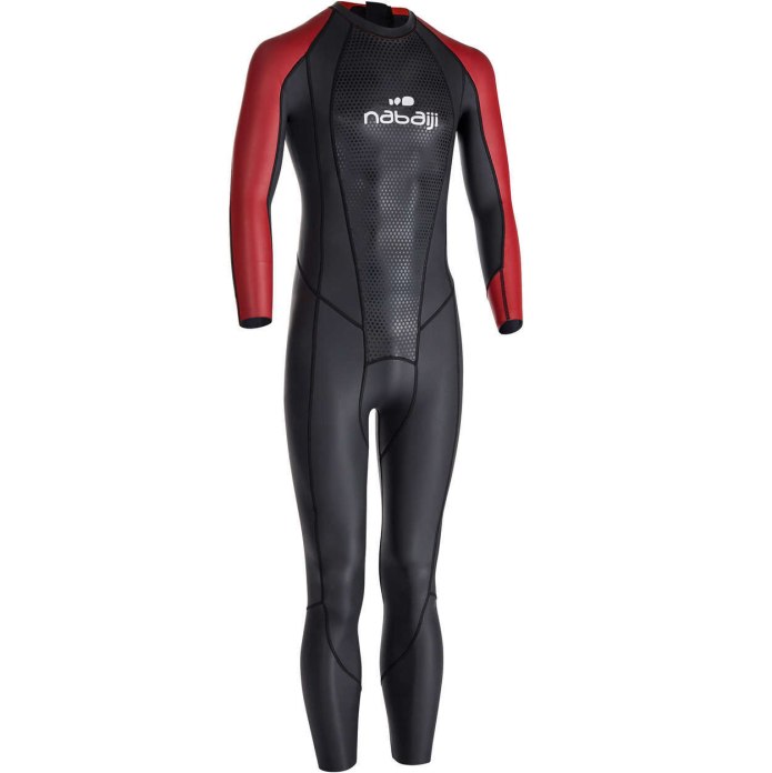 Decathlon гидрокостюм