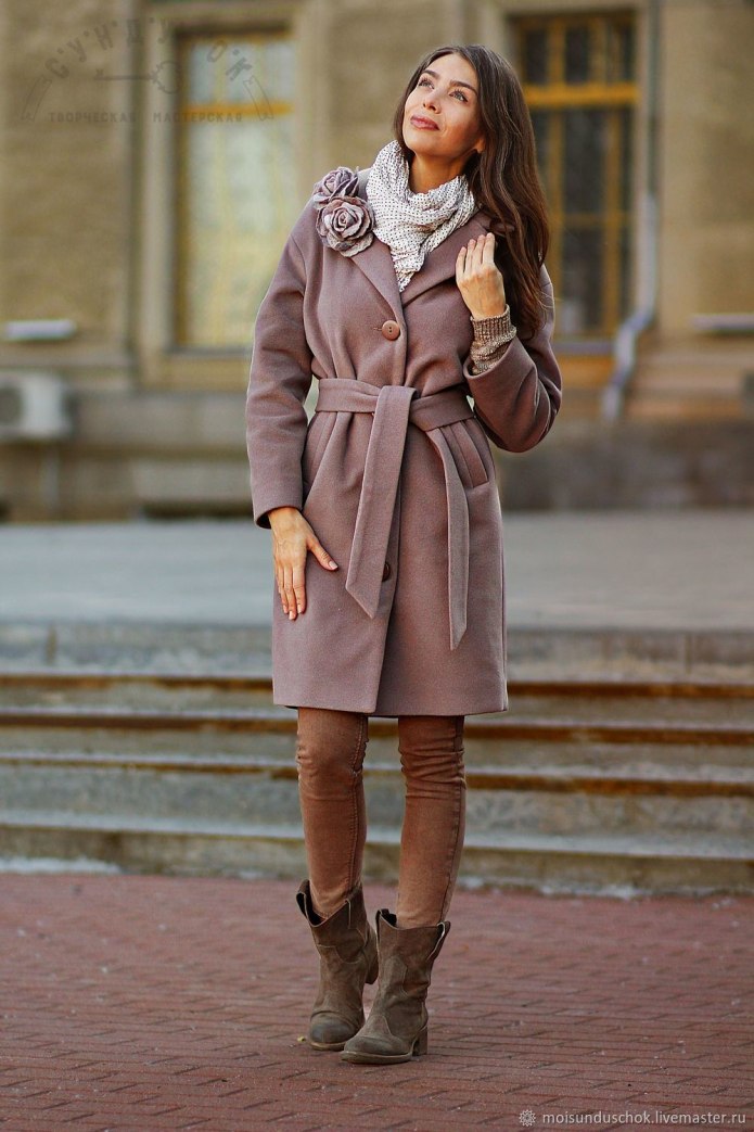 Красивое пальто