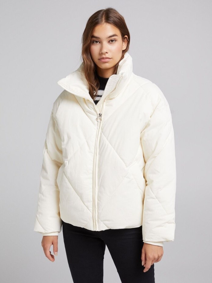 Куртка Bershka Puffer Jacket