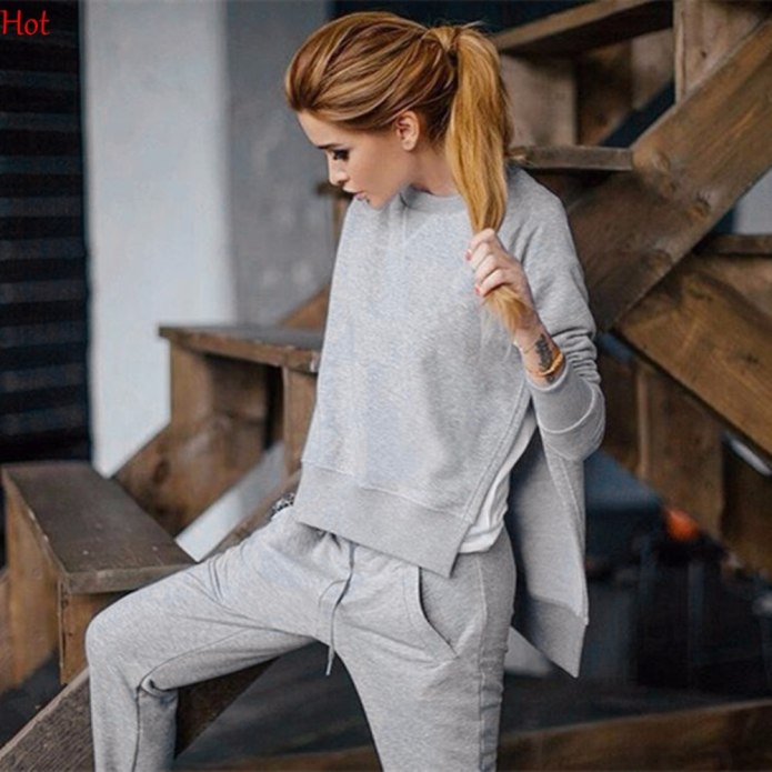 Спортивные костюмы женские модные