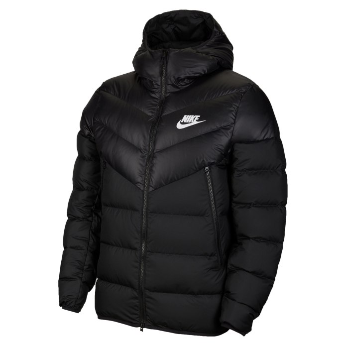 Nike куртка мужчинам 41777596mr