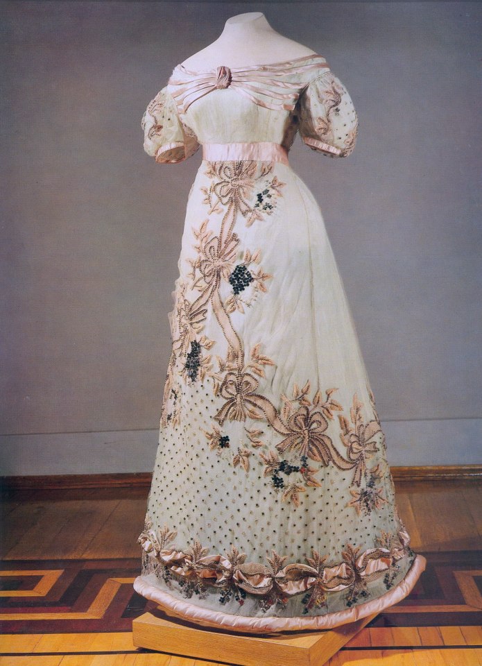Бальное платье 1860х