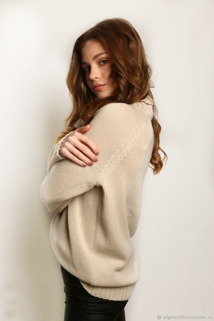 Толстовки бренд Moda женские