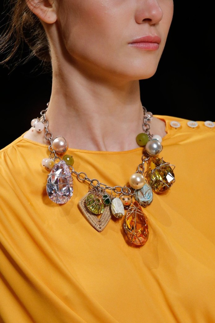 Колье подиум Nina Ricci