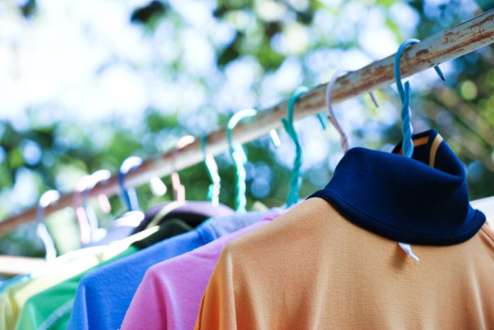 Dry clothes
