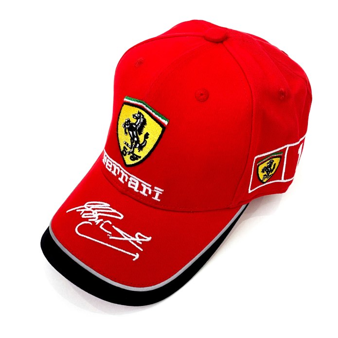 Бейсболка Scuderia Ferrari