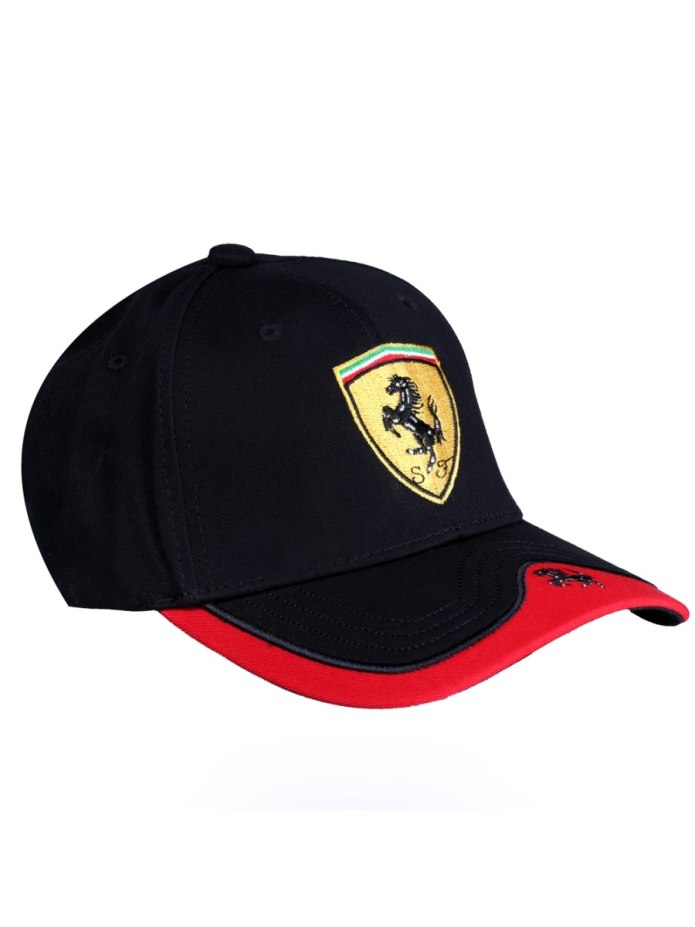 Бейсболка Ferrari красная