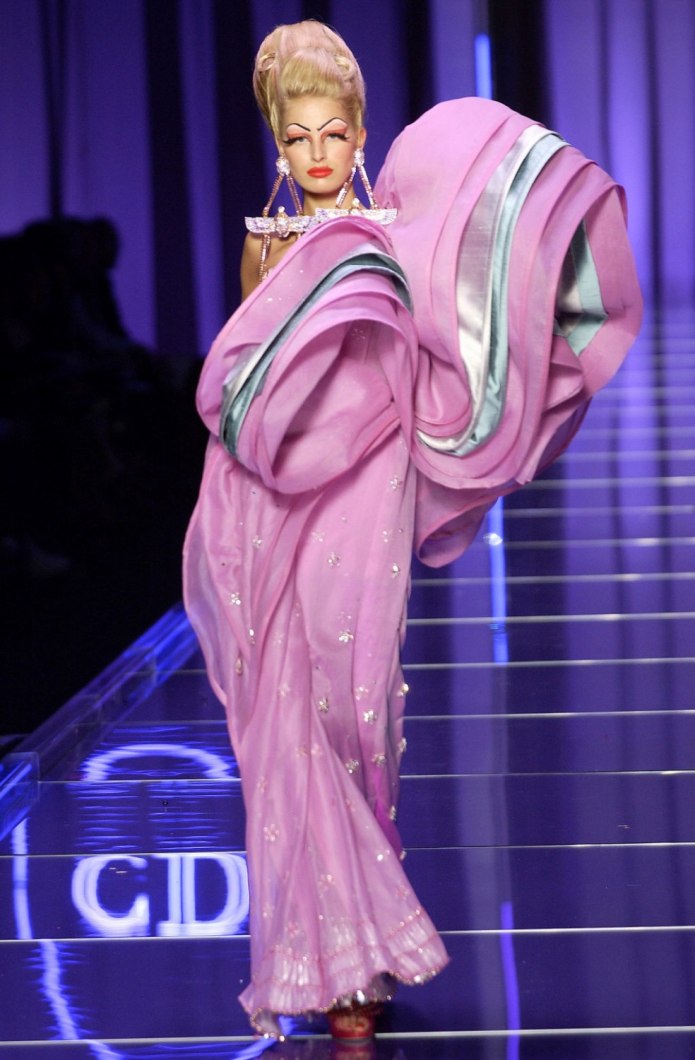 Versace Spring 2004