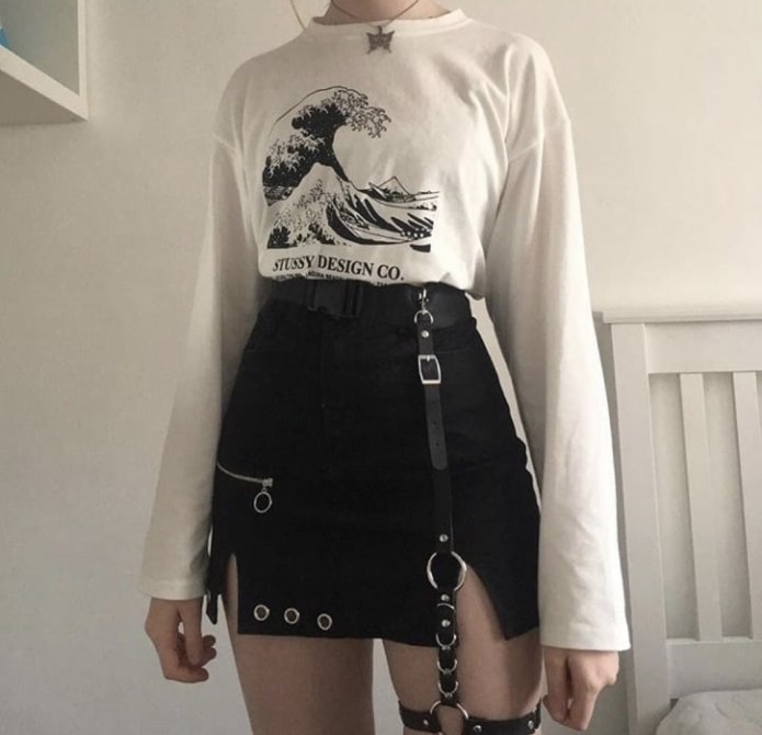 Goth outfit Грандж чёрная корейская одежда тумблер