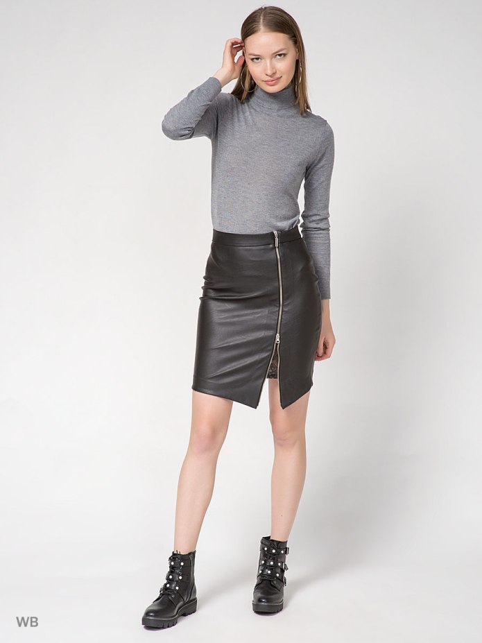 Юбка кожаная трапеция мини Zara