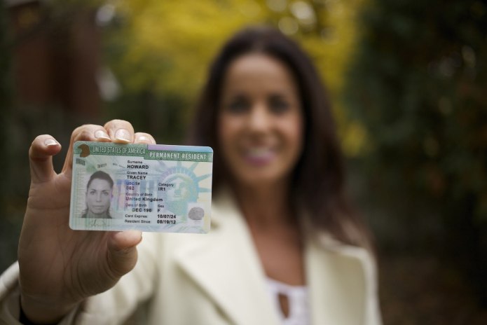 Green Card реклама