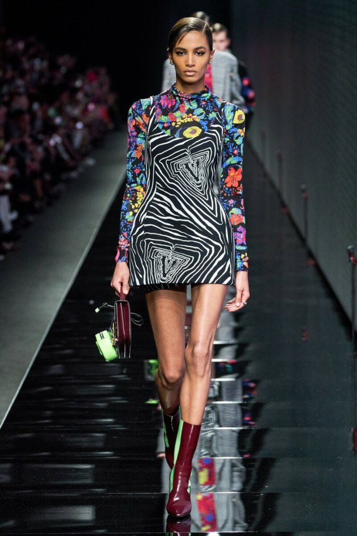 Miu Miu 2021 платье черное