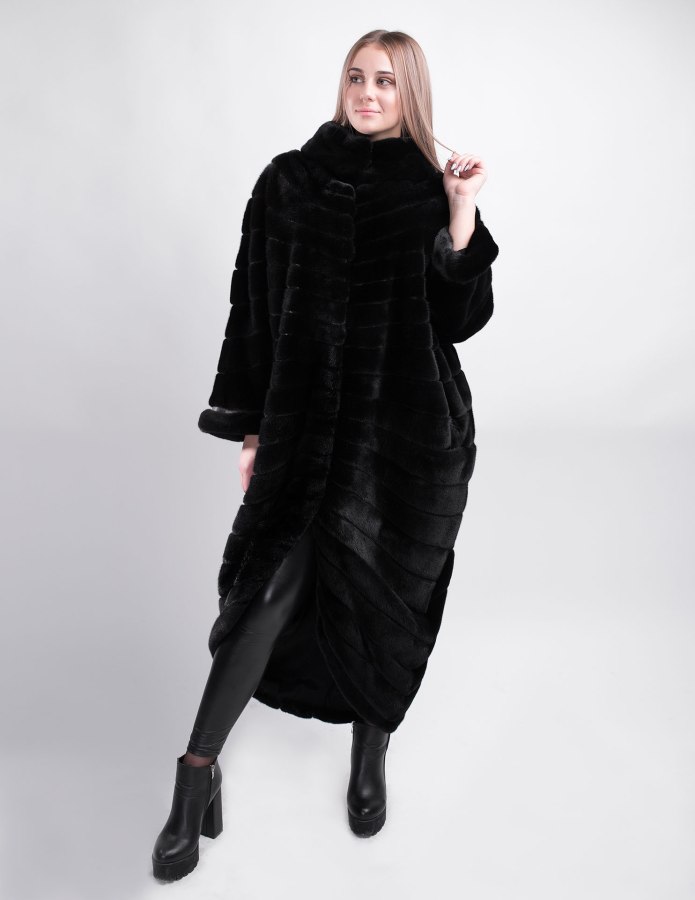 Black Lama шубы