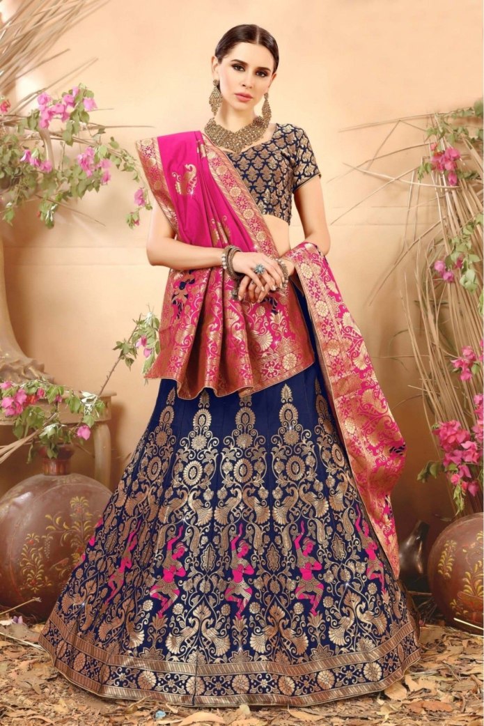 Свадебное индийское платье Lehenga