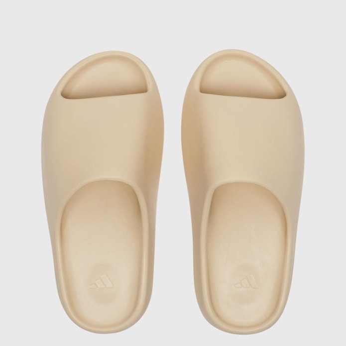 Сланцы Yeezy Slide