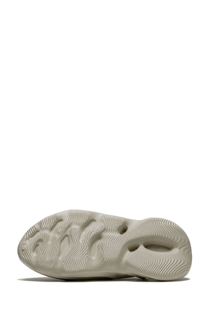 Кроссовки adidas Yeezy Foam Runner