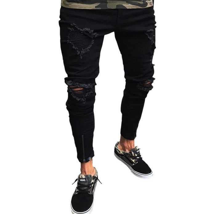 Levis мужские чёрные рваные ждинмки Slim Fit