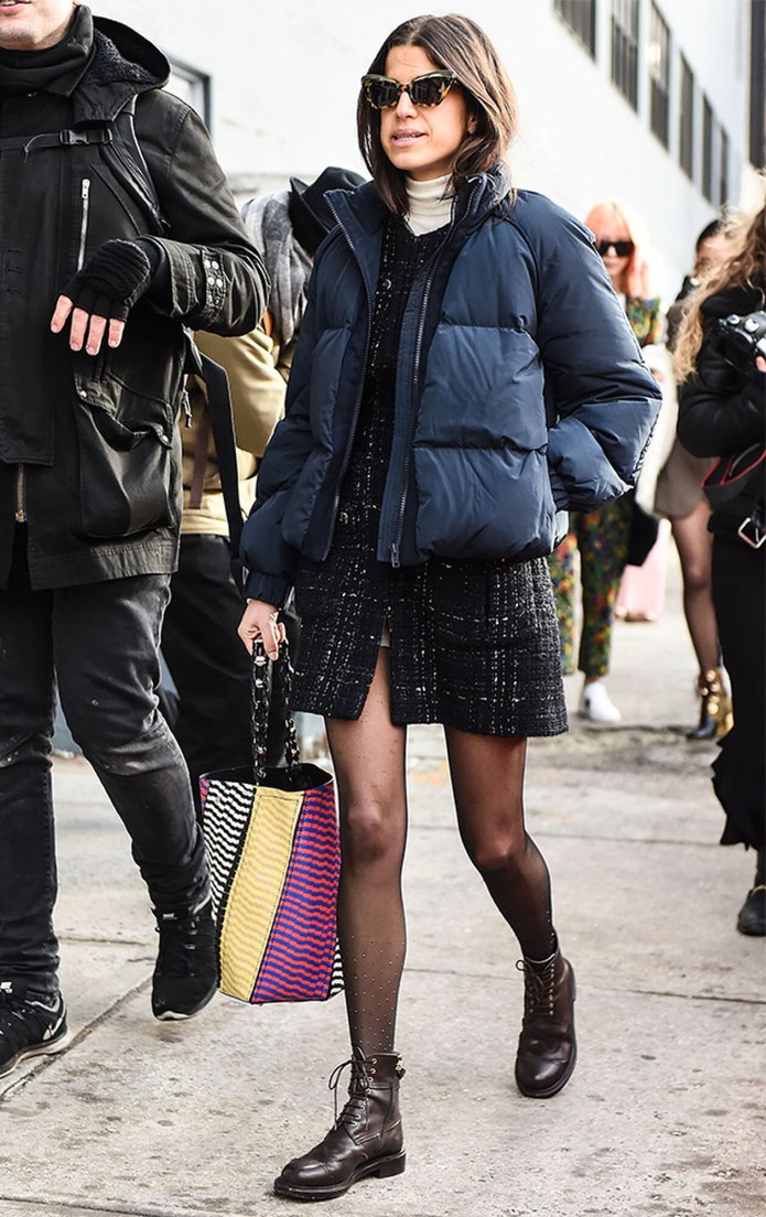 Коричневый пуховик streetstyle