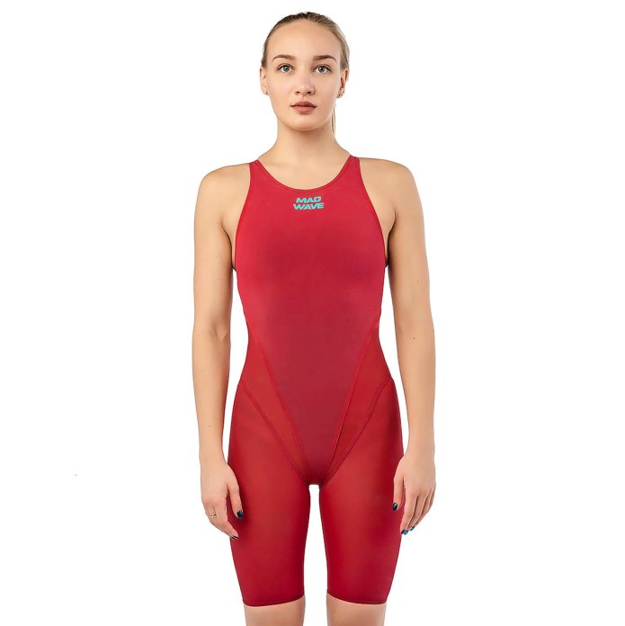 Speedo гидрокостюм женский красный с синим