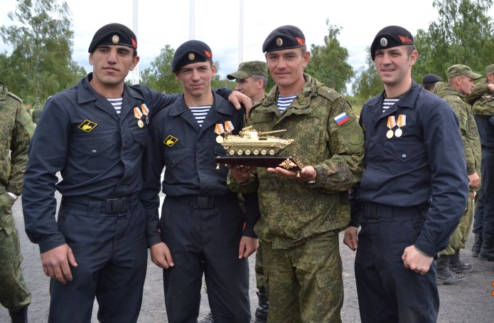 Морпехи 155 бригады морской пехоты