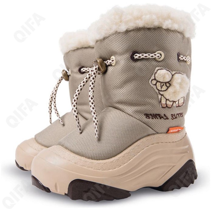 Crocs men s ALLCAST II Luxe Shearling Boot