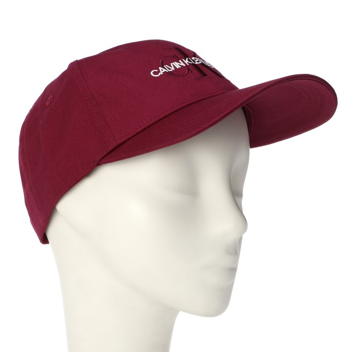 Бейсболка Calvin Klein