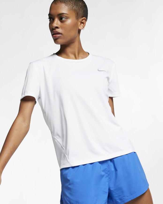 Футболка Nike розовая женская
