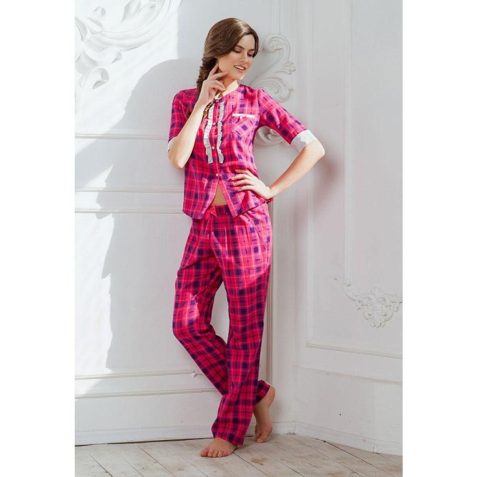 Пижама женская с шортами 2528 ss21 Zoja, Taro